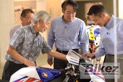 2022 Honda CBR1000RR-R Fireblade SP