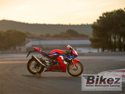 2022 Honda CBR1000RR-R Fireblade SP