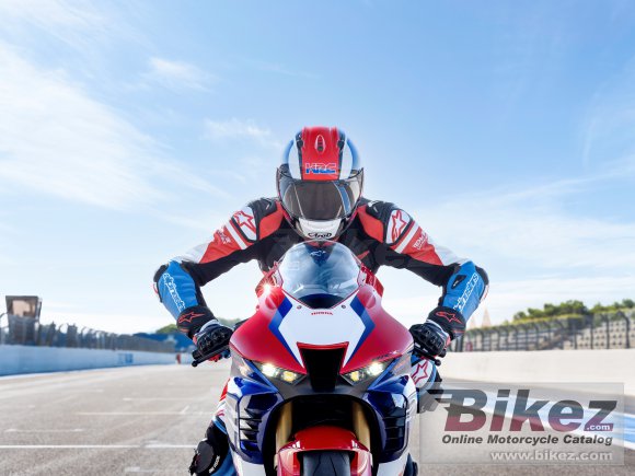 2022 Honda CBR1000RR-R Fireblade SP