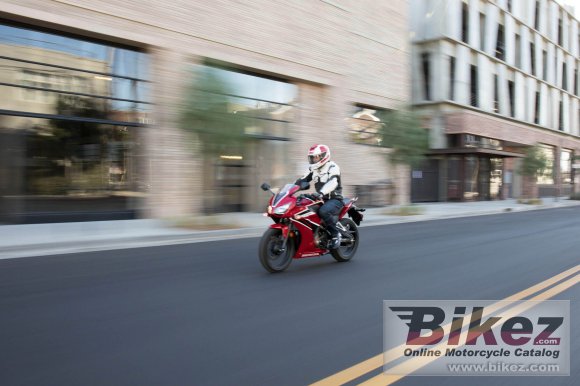 2022 Honda CBR300R