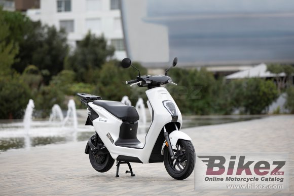 2023 Honda EM1 e