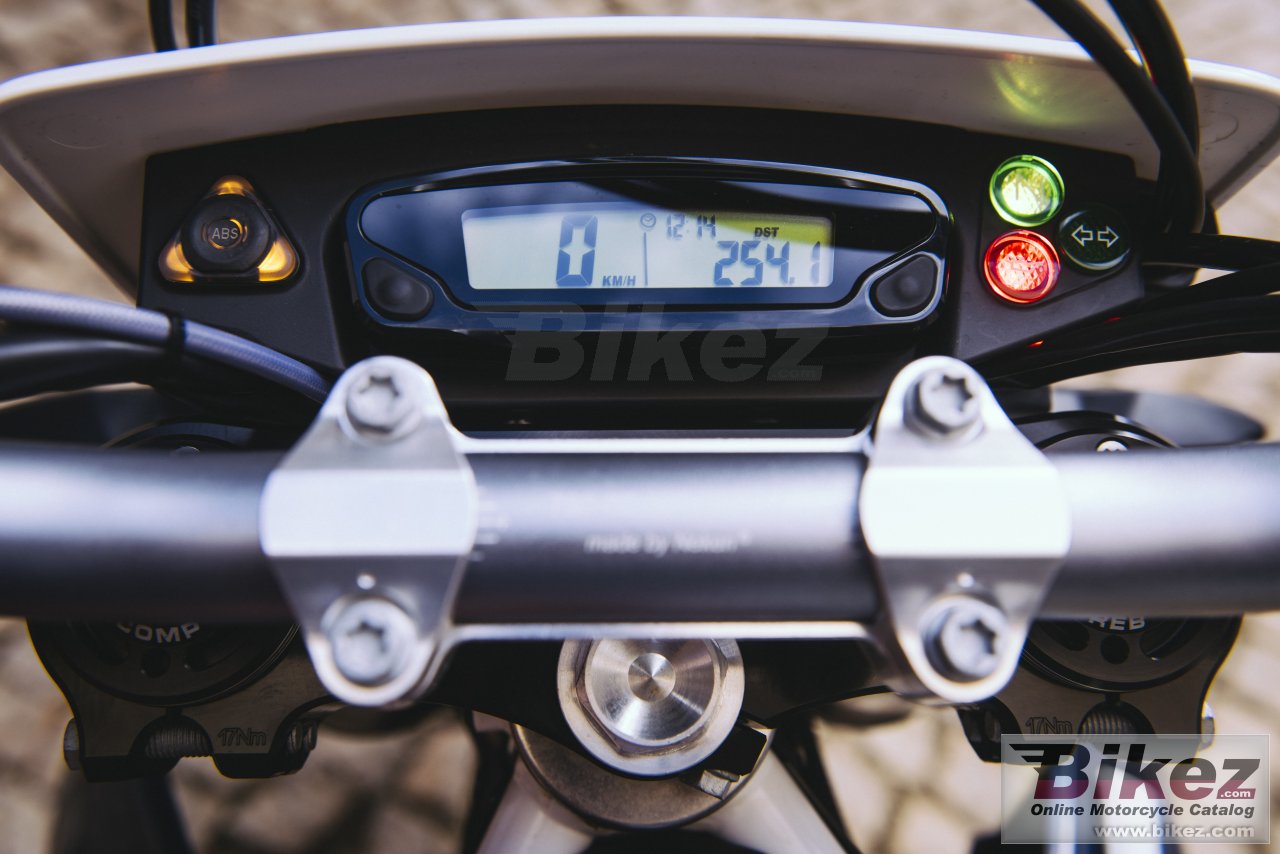 Husqvarna 701 Enduro