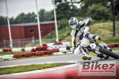 2016 Husqvarna 701 Supermoto