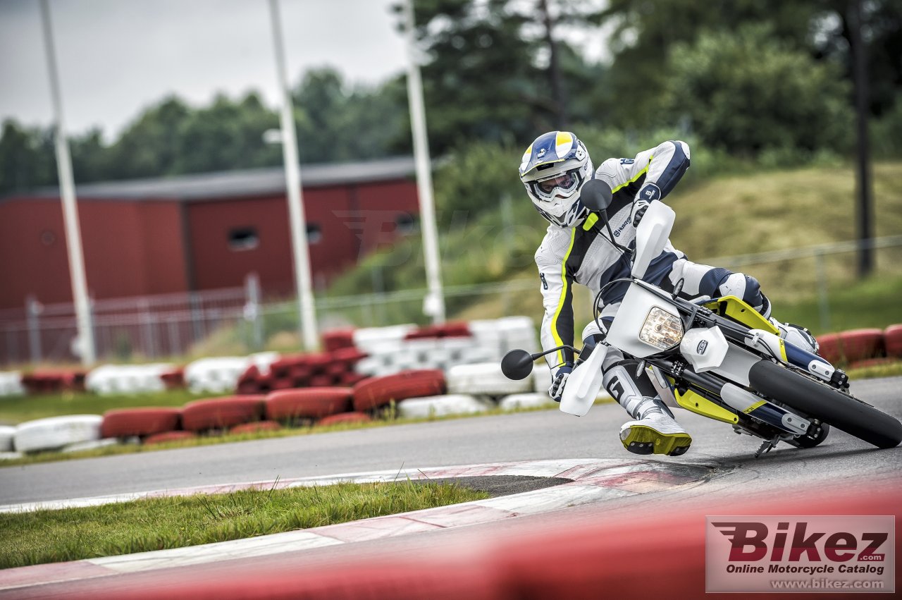 Husqvarna 701 Supermoto