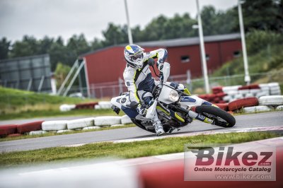 2016 Husqvarna 701 Supermoto