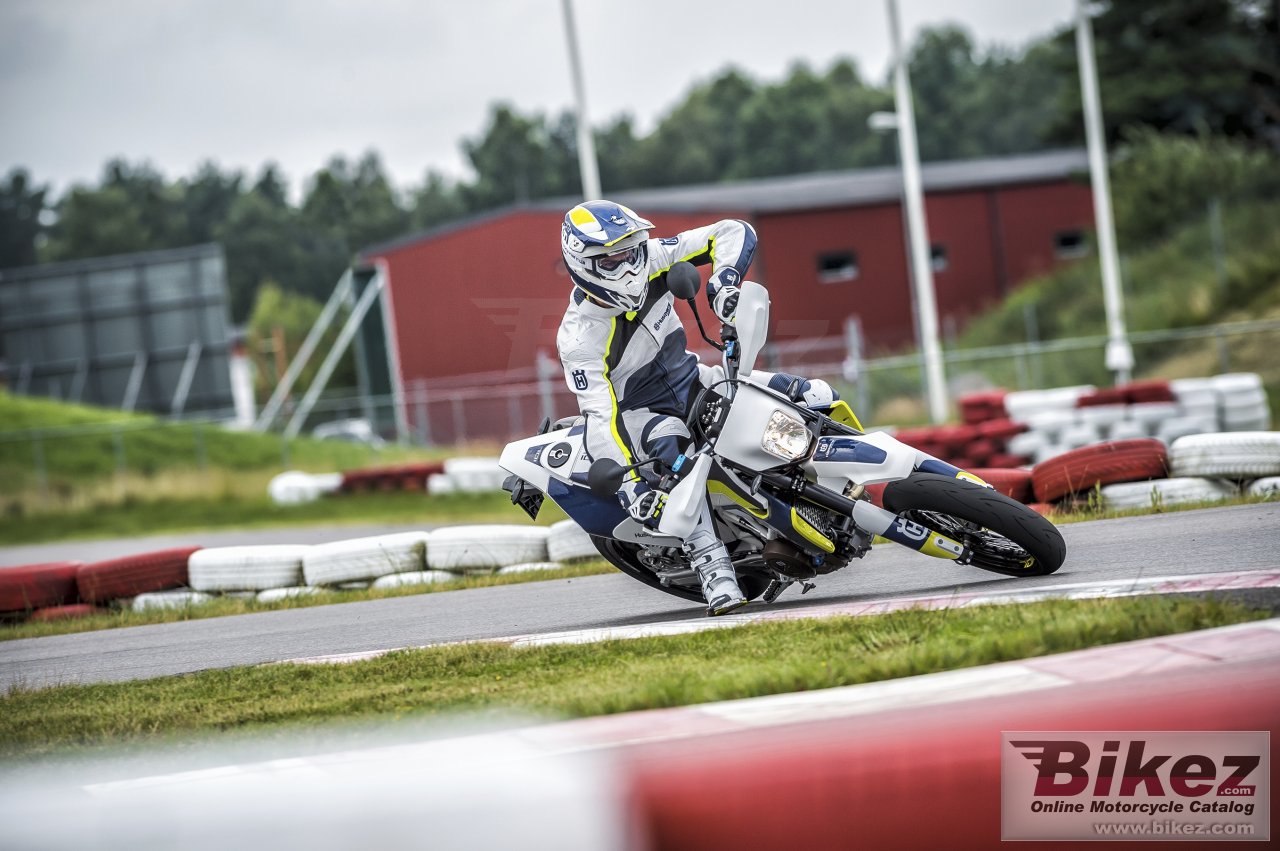 Husqvarna 701 Supermoto