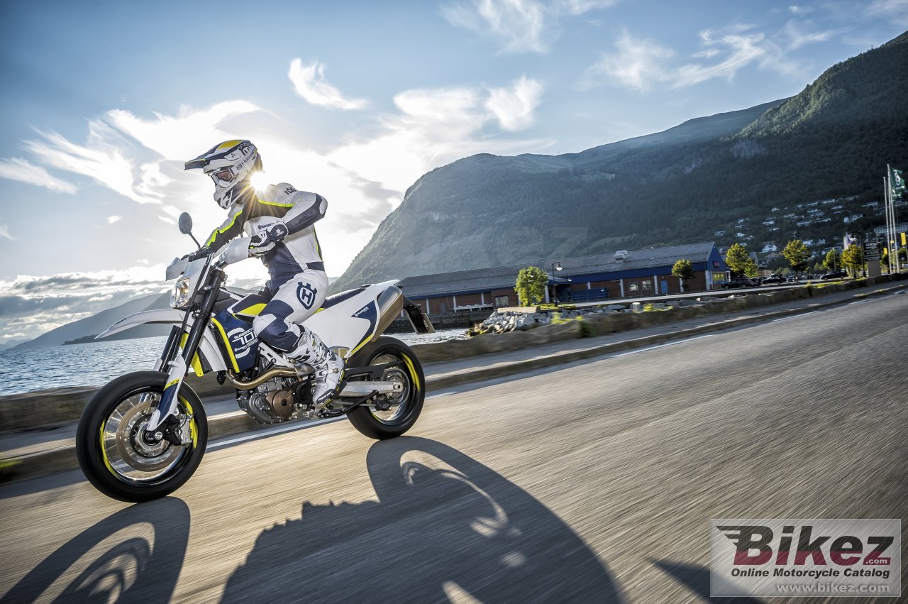 Husqvarna 701 Supermoto