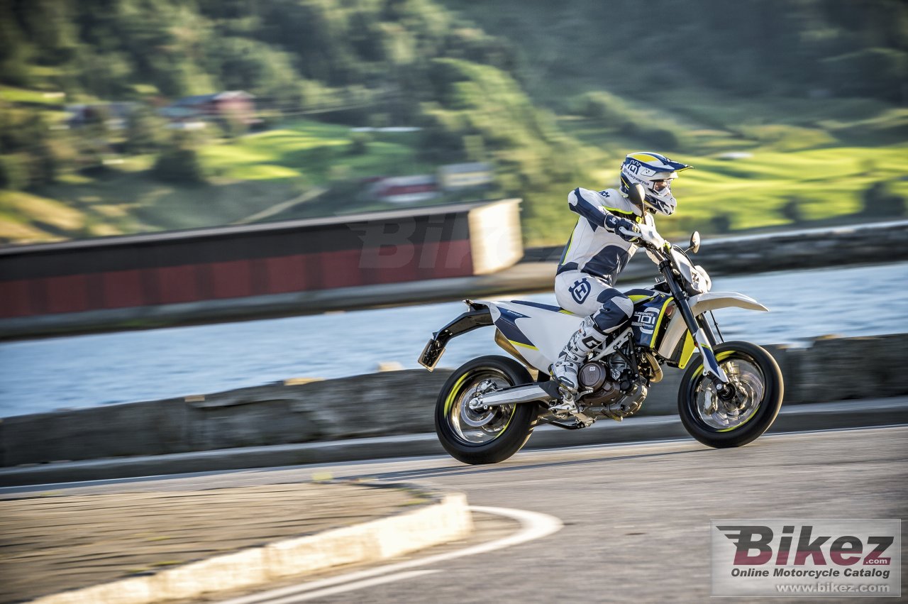 Husqvarna 701 Supermoto