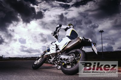 2016 Husqvarna 701 Supermoto