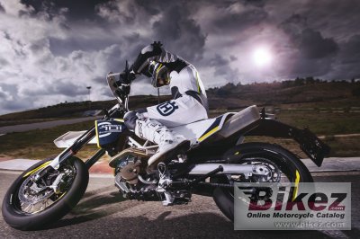 2016 Husqvarna 701 Supermoto