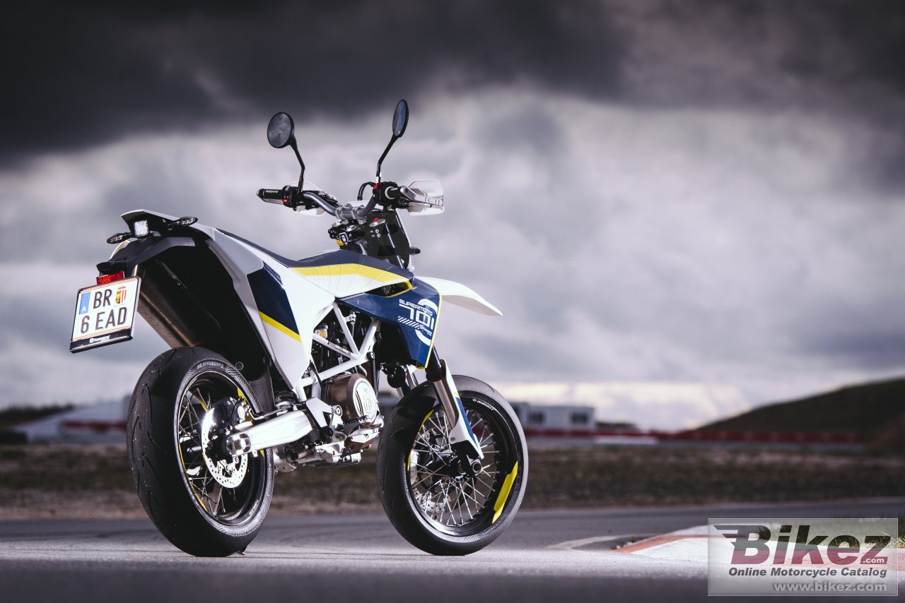 Husqvarna 701 Supermoto