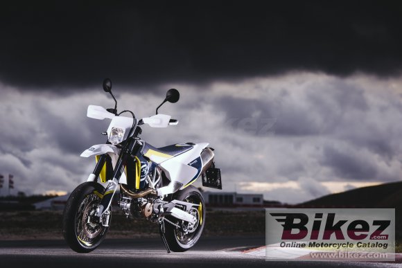 2016 Husqvarna 701 Supermoto