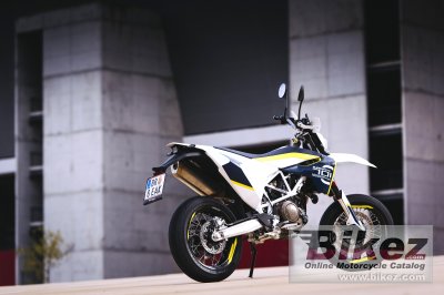 2016 Husqvarna 701 Supermoto