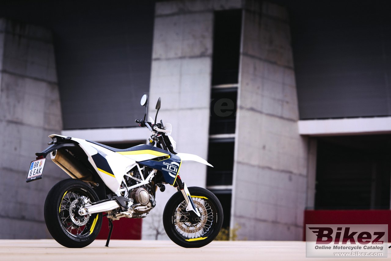 Husqvarna 701 Supermoto