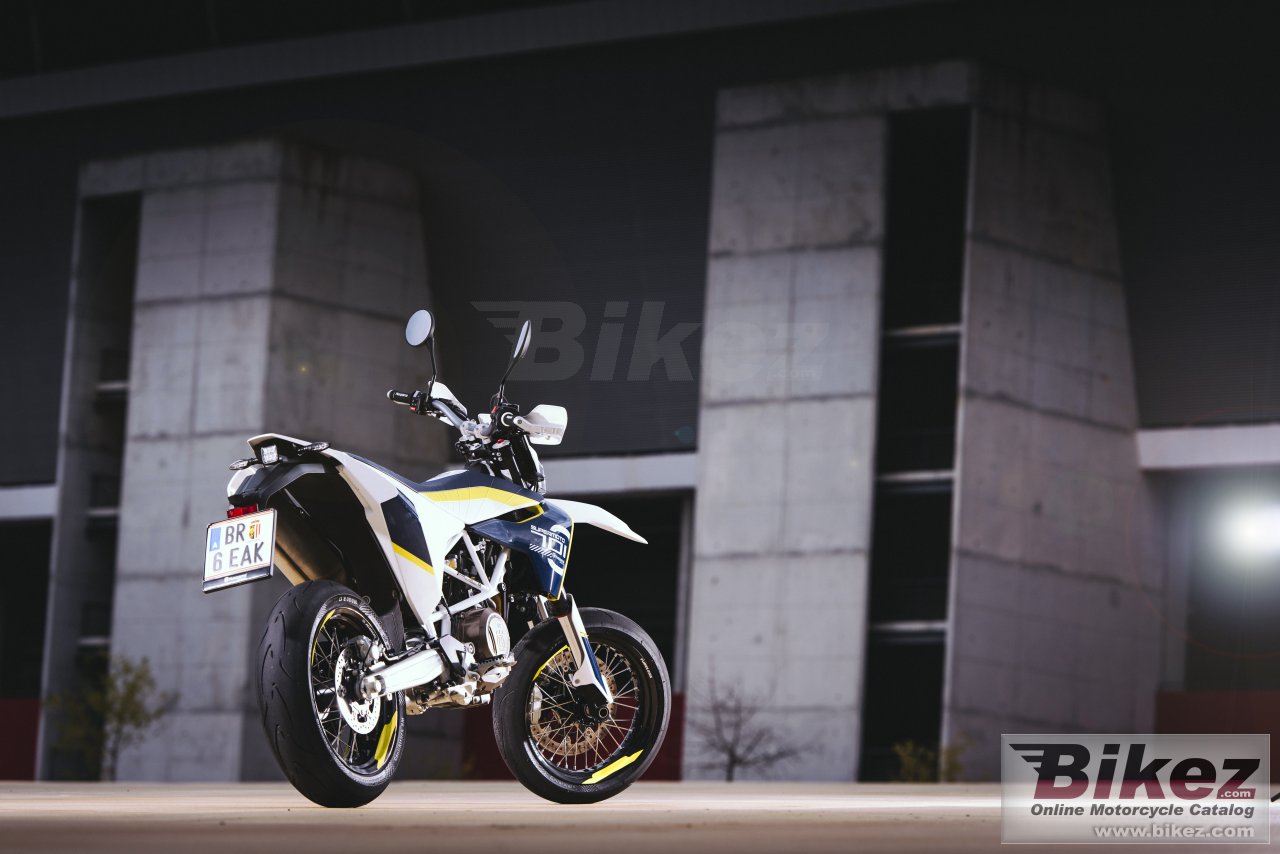 Husqvarna 701 Supermoto