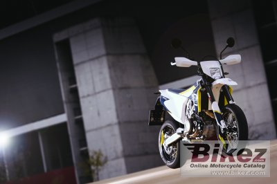 2016 Husqvarna 701 Supermoto