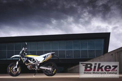 2016 Husqvarna 701 Supermoto