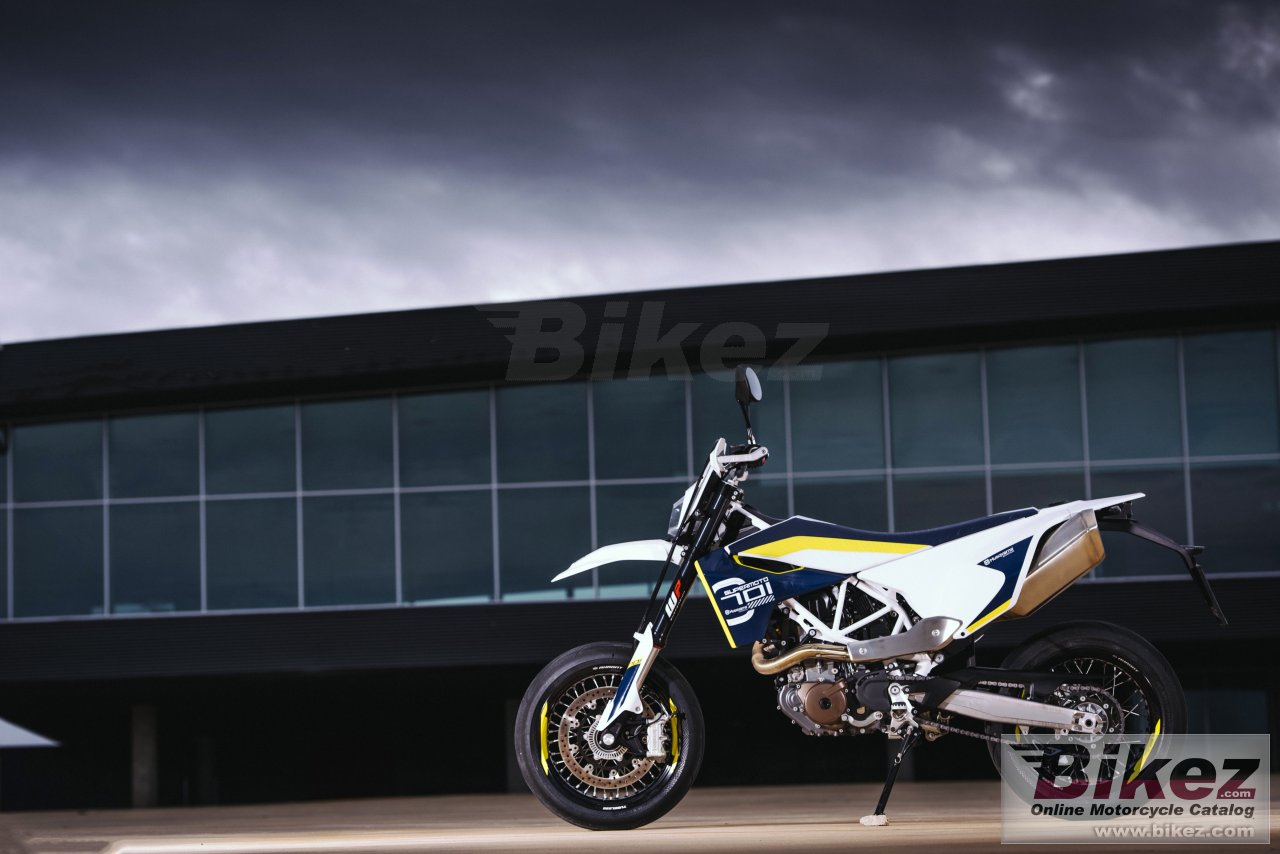 Husqvarna 701 Supermoto