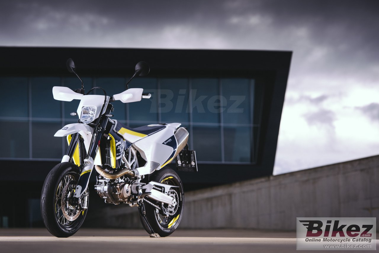 Husqvarna 701 Supermoto