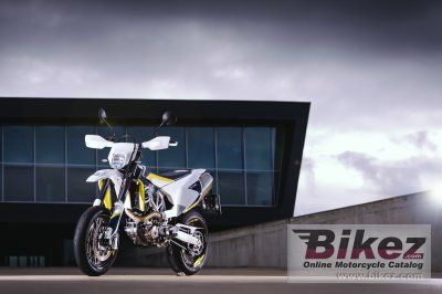 2016 Husqvarna 701 Supermoto