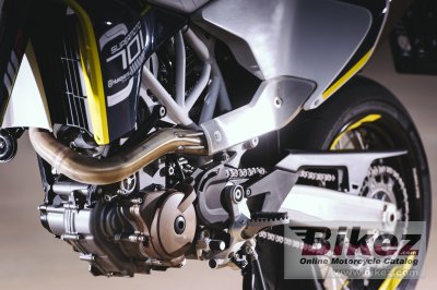 2016 Husqvarna 701 Supermoto