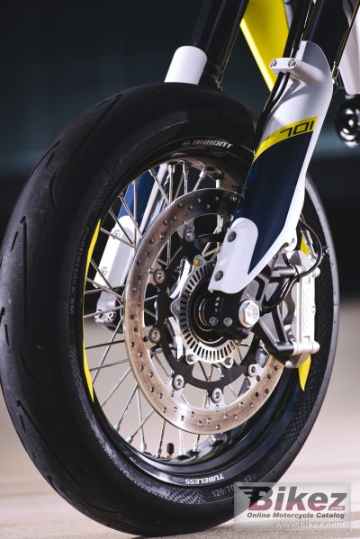 2016 Husqvarna 701 Supermoto