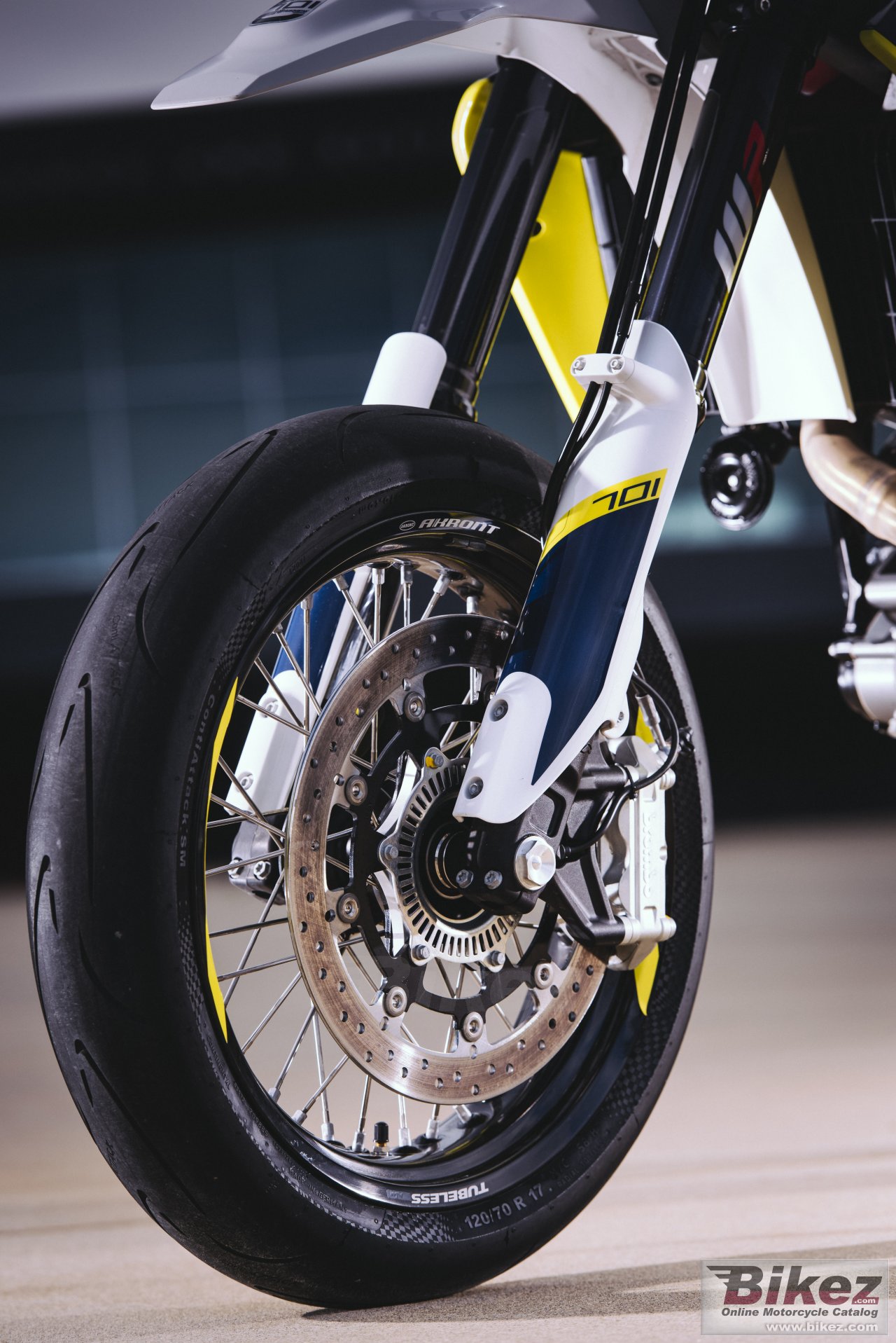 Husqvarna 701 Supermoto