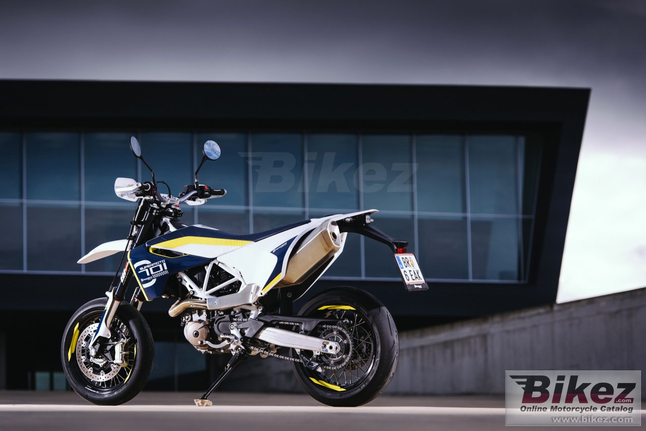 Husqvarna 701 Supermoto