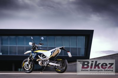 2016 Husqvarna 701 Supermoto