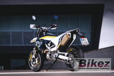 2016 Husqvarna 701 Supermoto