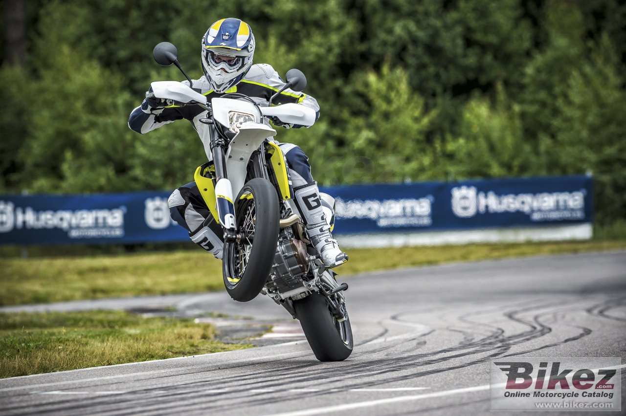 Husqvarna 701 Supermoto