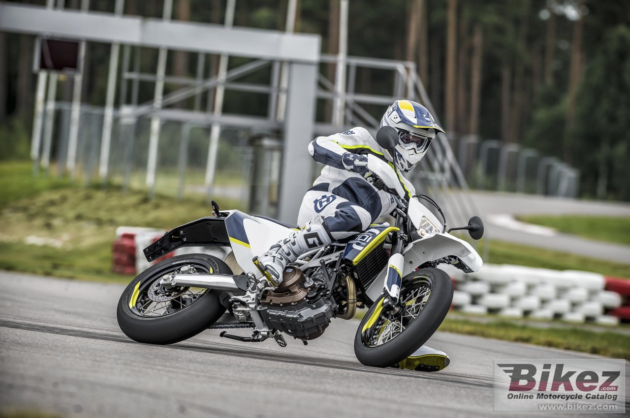 Husqvarna 701 Supermoto