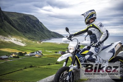 2016 Husqvarna 701 Supermoto