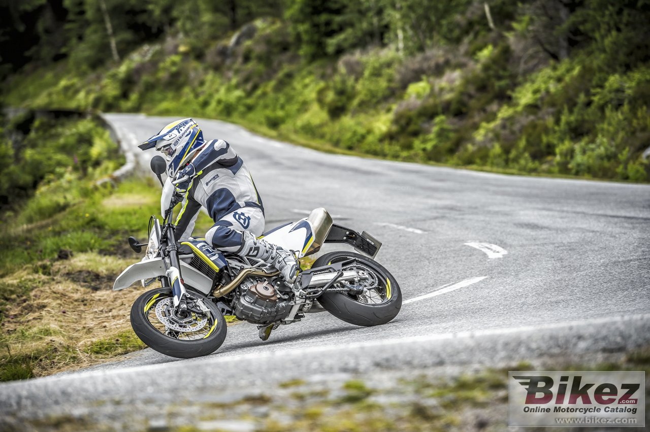 Husqvarna 701 Supermoto