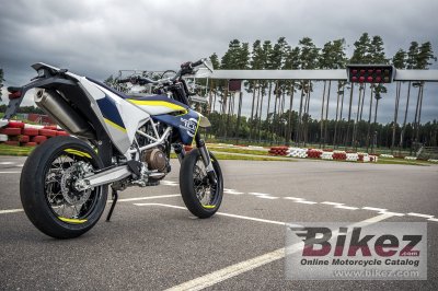 2016 Husqvarna 701 Supermoto