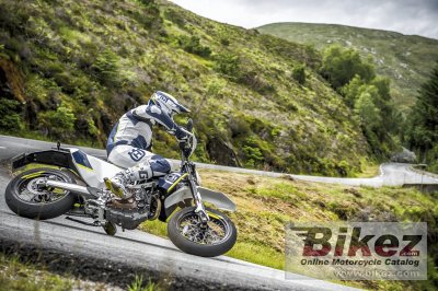 2016 Husqvarna 701 Supermoto