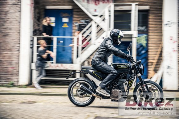 2018 Husqvarna Svartpilen 401