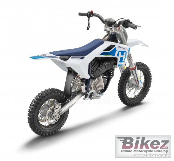 2023 Husqvarna EE 5