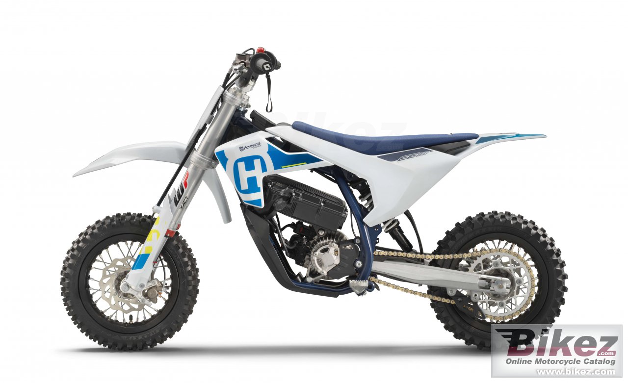 Husqvarna EE 3