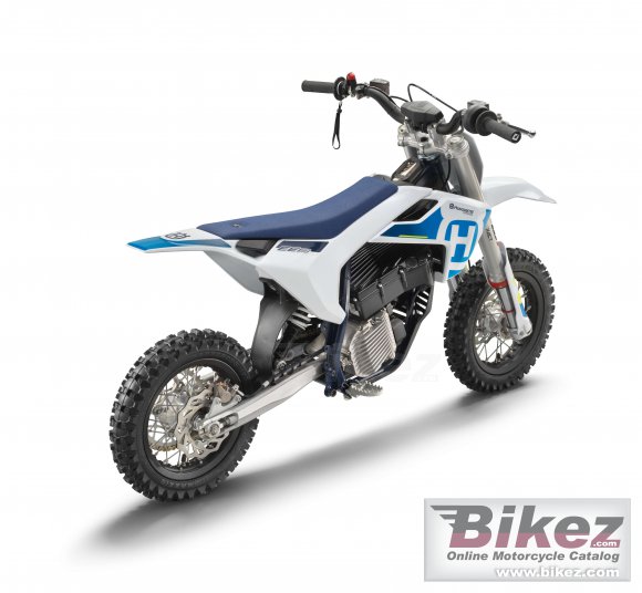 2023 Husqvarna EE 3