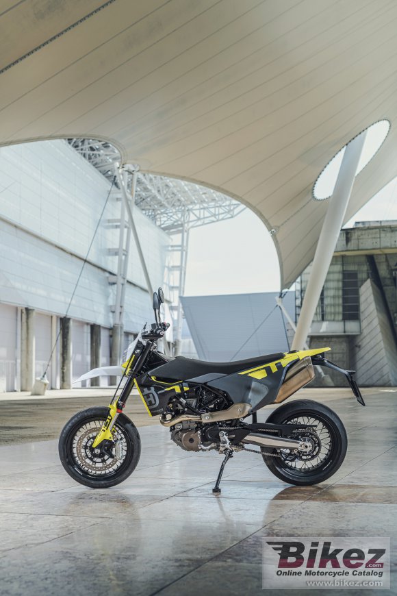 2023 Husqvarna 701 Supermoto