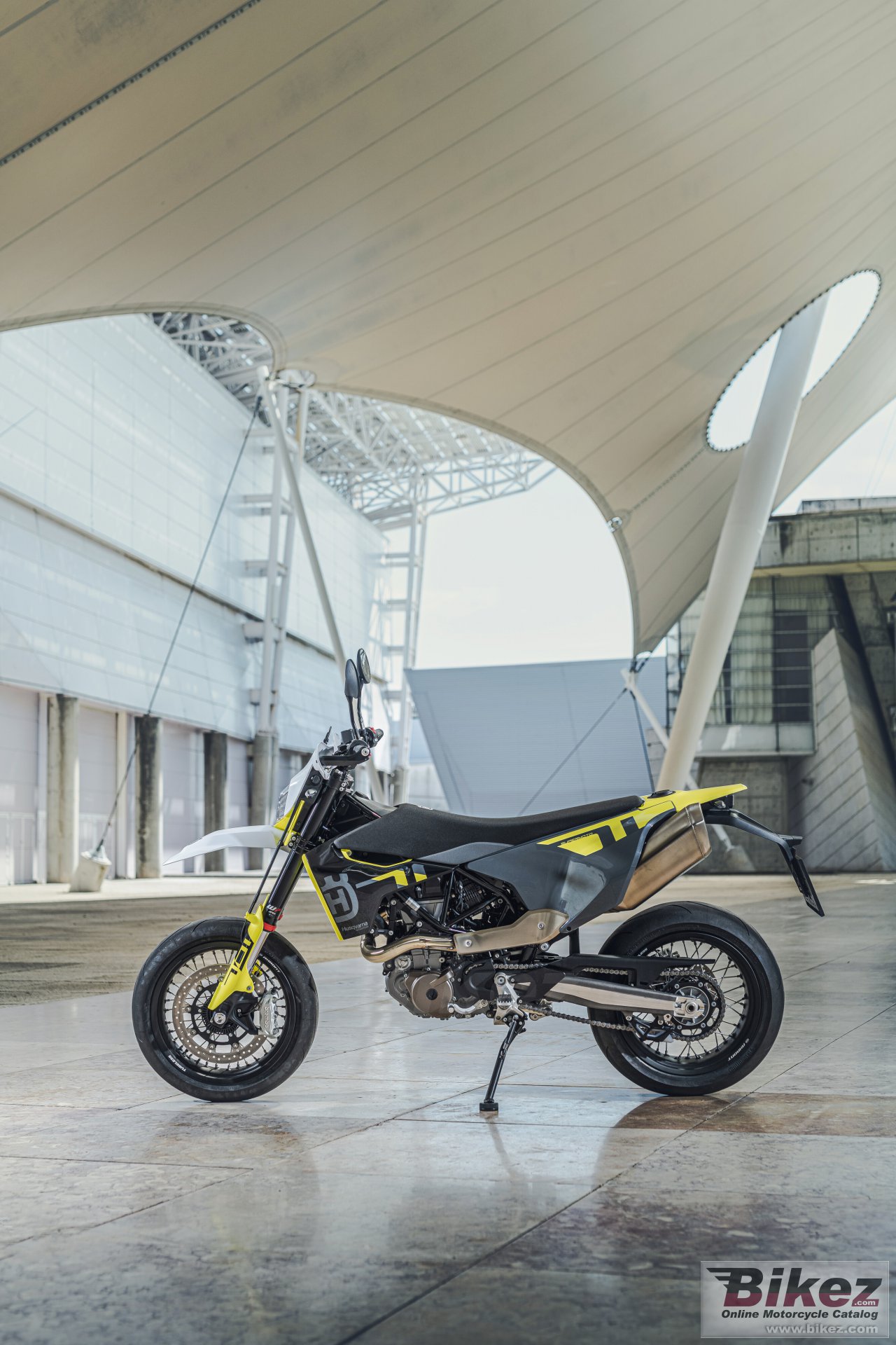 Husqvarna 701 Supermoto