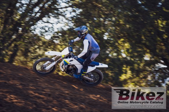 2025 Husqvarna TC 300