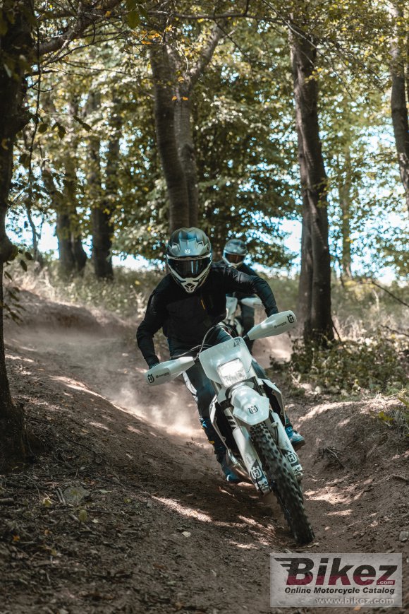 2025 Husqvarna TE 300 Pro