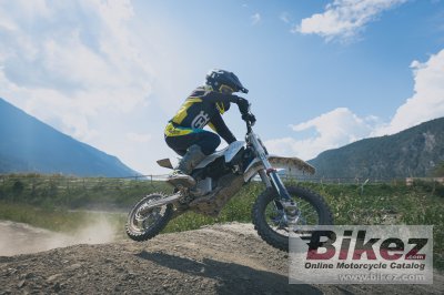 2025 Husqvarna EE 5