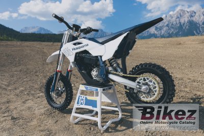 2025 Husqvarna EE 5