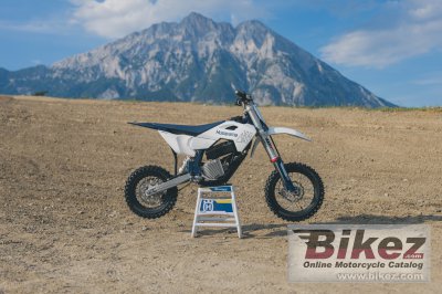 2025 Husqvarna EE 5