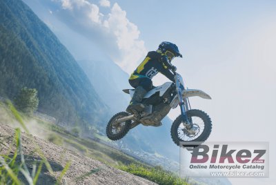 2025 Husqvarna EE 5