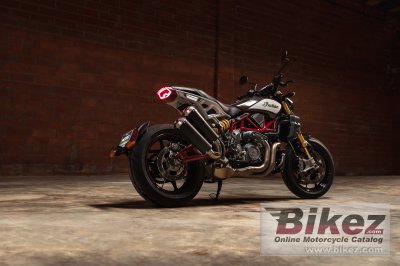 2022 Indian FTR 1200 R Carbon