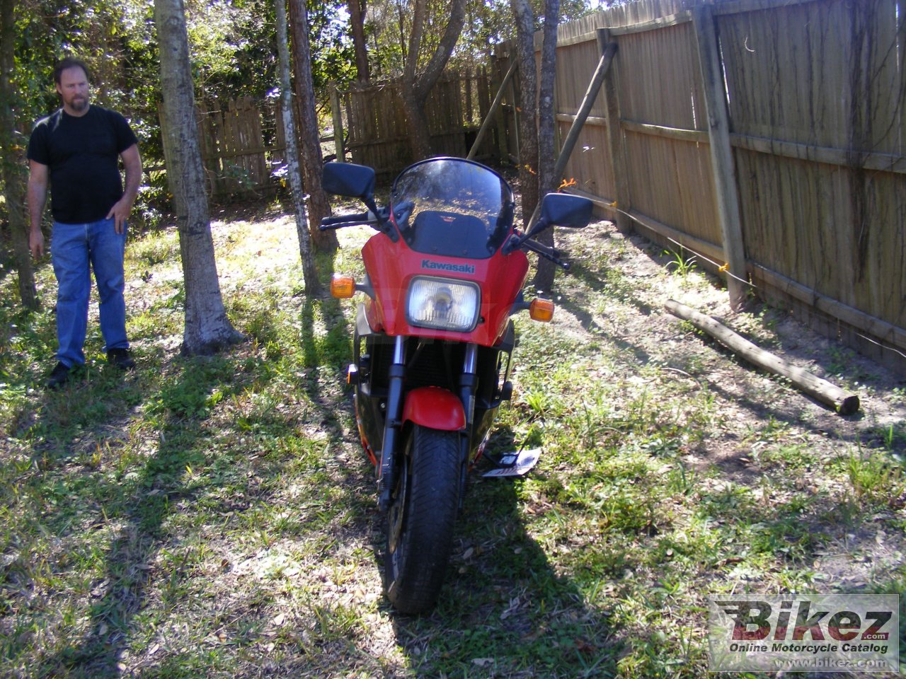 Kawasaki GPZ 900 R